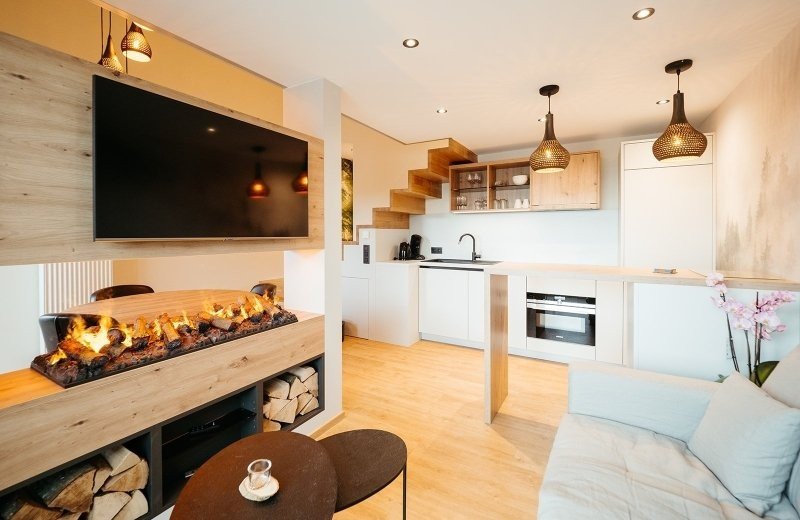 Aj 210624 116216 relaxsuite 10